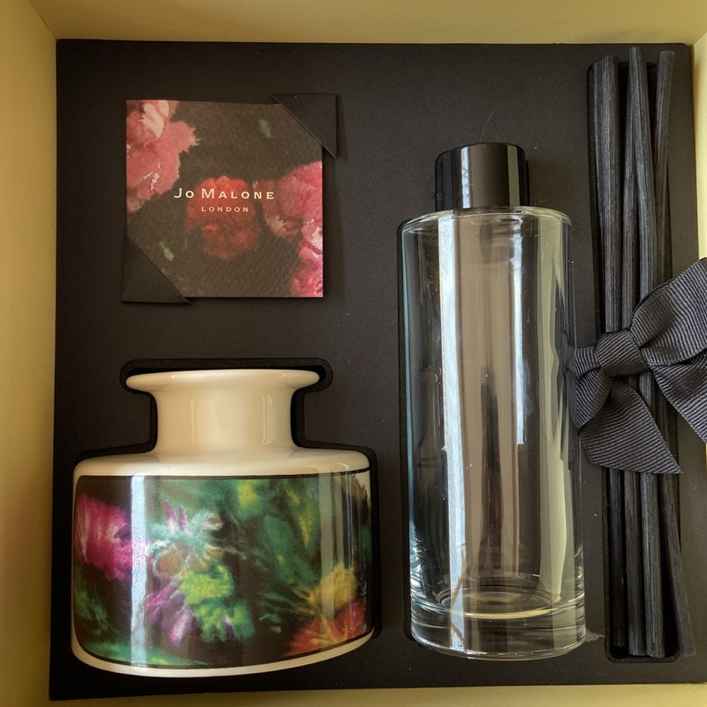 Jo Malone Collector Edition ceramic diffuser (fragrance NOT included)